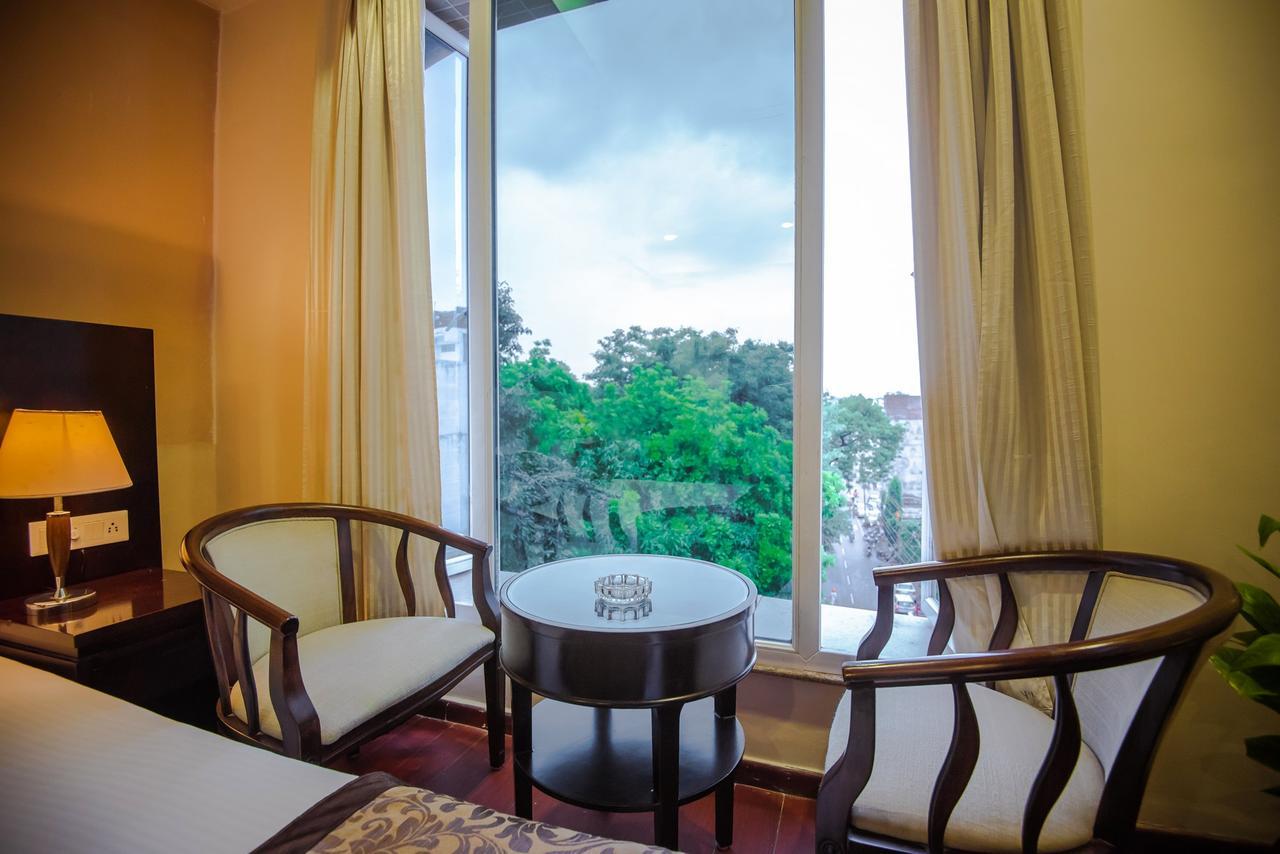 Gold Leaf Hotel Udaipur Ngoại thất bức ảnh