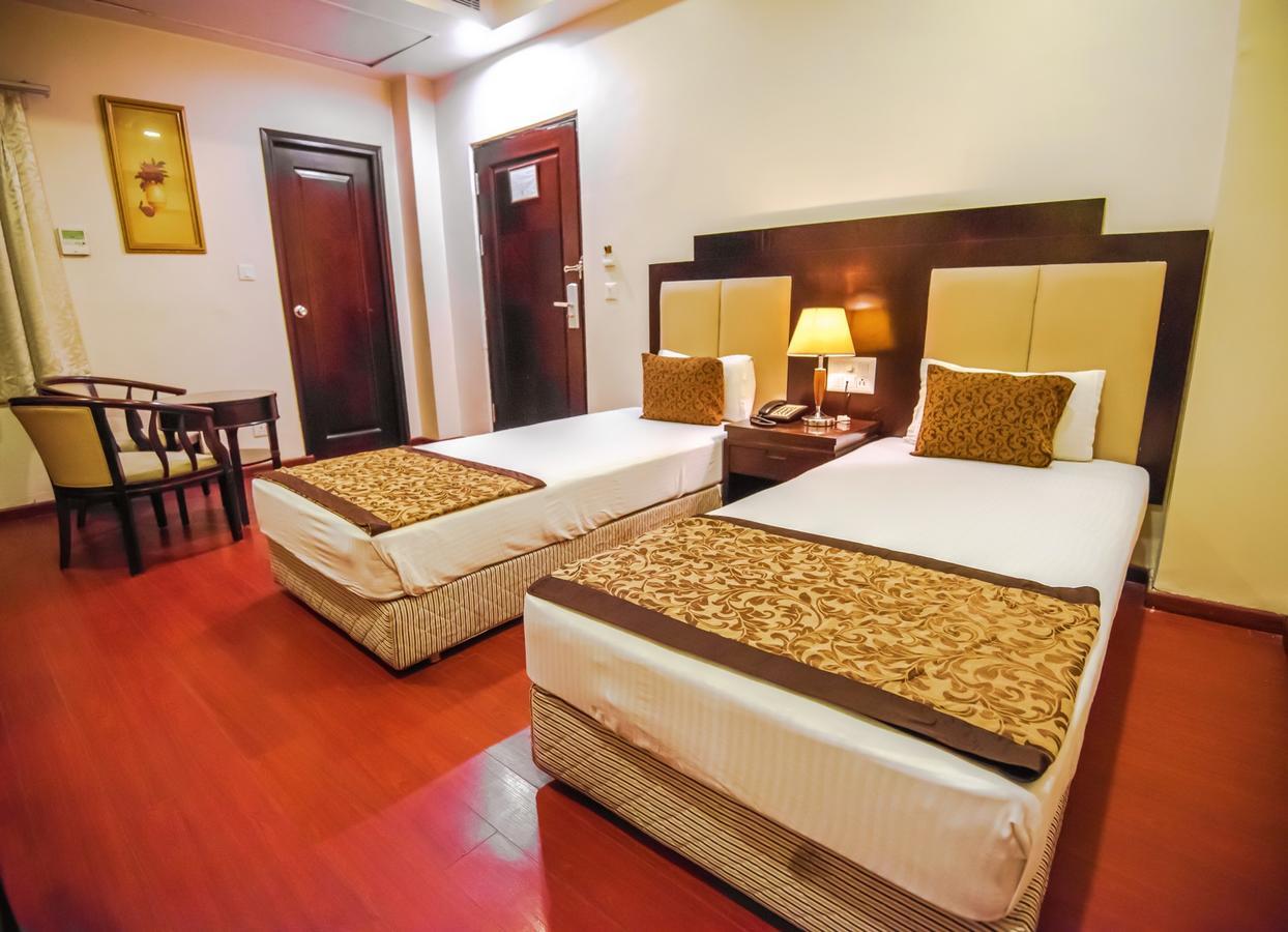 Gold Leaf Hotel Udaipur Ngoại thất bức ảnh